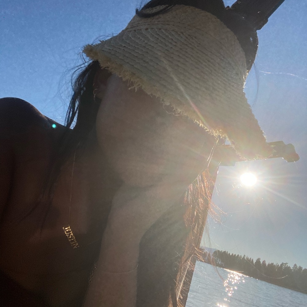 Meet your Posher, Lana